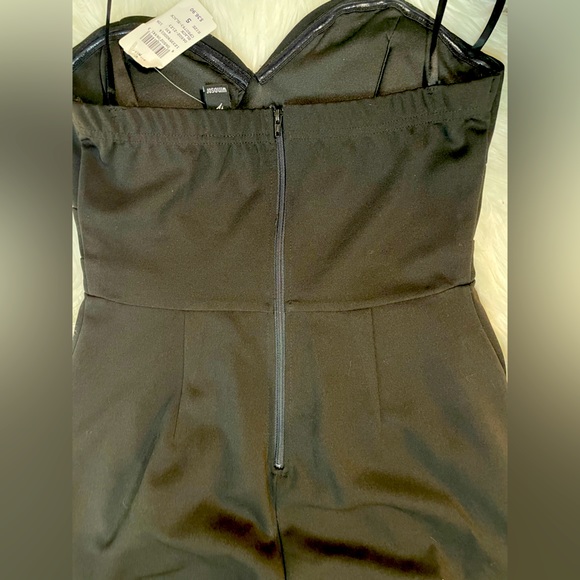 NWT Black sleeveless jumpsuit size small - Picture 6 of 7